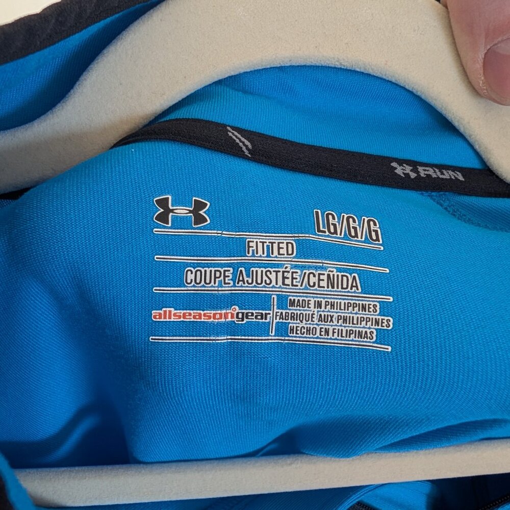 Fitted Under armor Light Runner Jacket - image 2